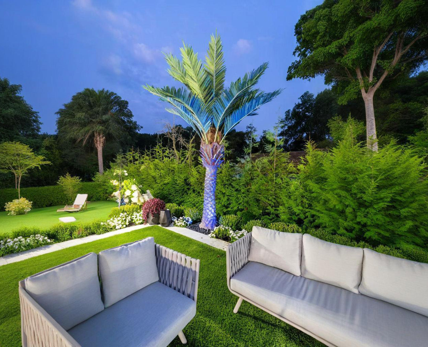 UV-Resistant Artificial Palm Tree– Faux Silk Plant with Natural Trunk – Perfect Indoor/Outdoor Housewarming Gift