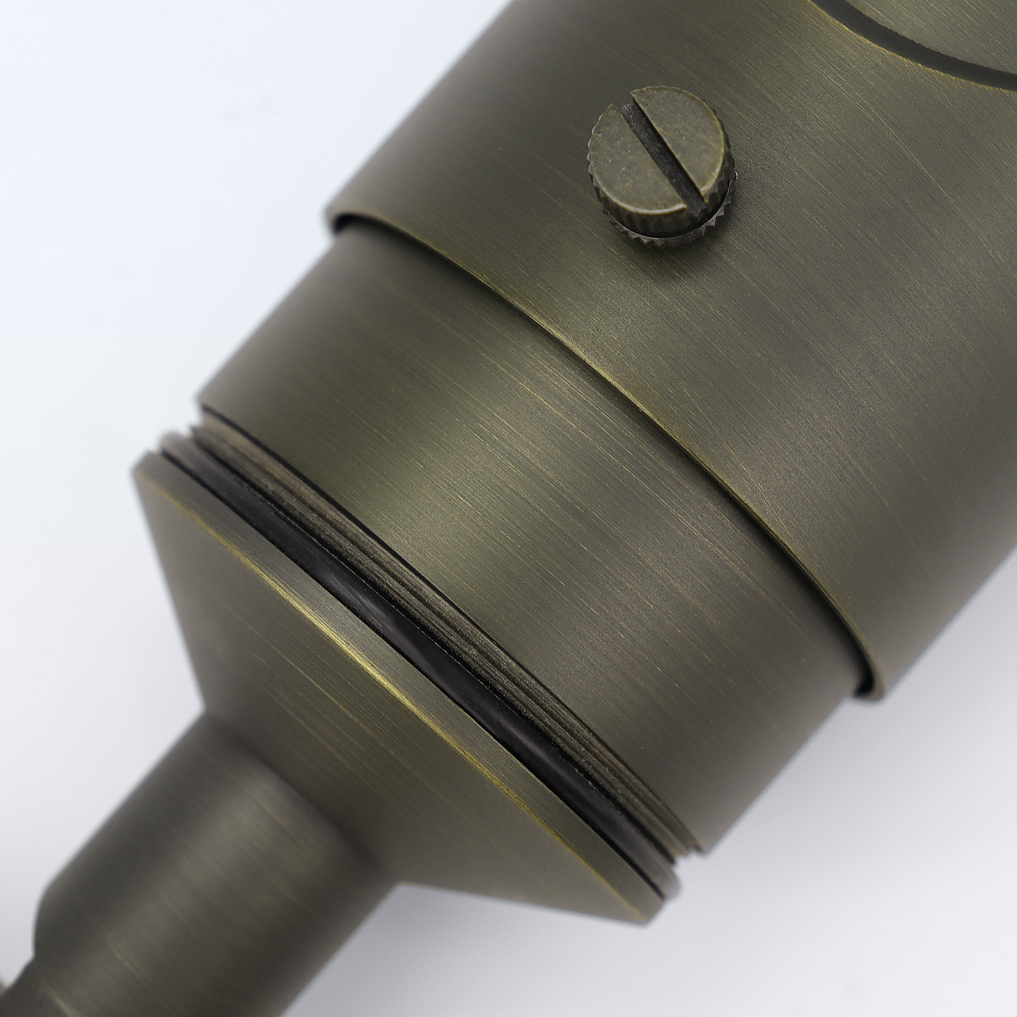 Free Shipping Brass Landscape Lighting LT2106 Adjustable Shroud Compact MR16 Up Light (Lamp not included)