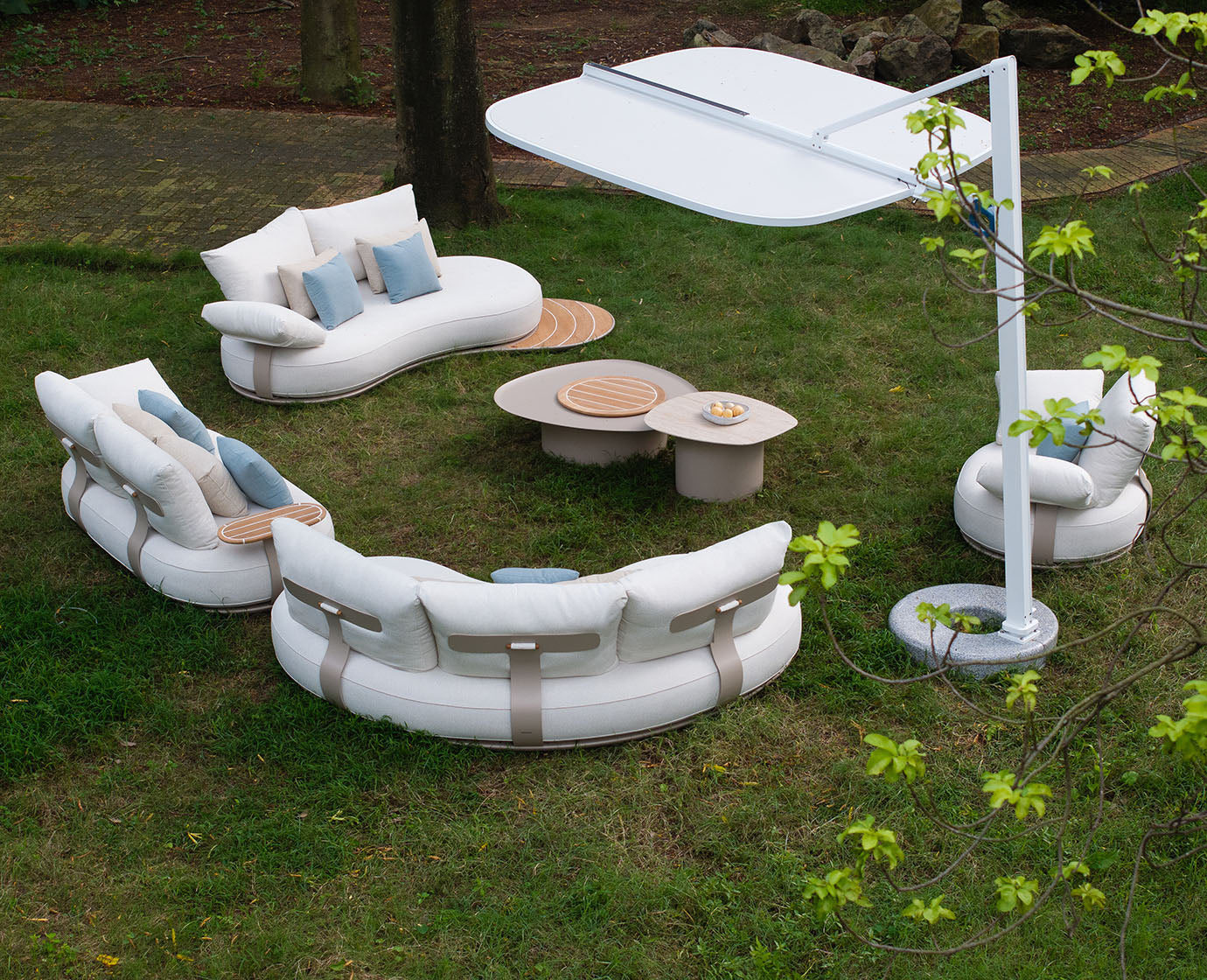 Free Shipping HIGOLD Calla Teak Outdoor Furniture 5 Seats Patio Sofa Set With Cushions